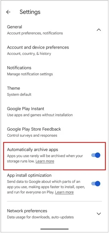 إعدادات متجر Google Play لتفعيل أرشفة التطبيقات