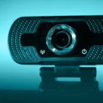 كيف يخترق الهاكرز كاميرا الحاسوب