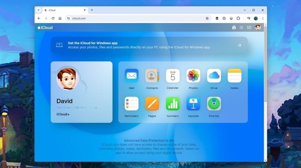 لقطة شاشة لتطبيق iCloud على ويندوز تُظهر مزامنة الصور والملفات بين آيفون وجهاز الكمبيوتر، مع عرض مجلد iCloud Drive داخل مستكشف الملفات File Explorer.